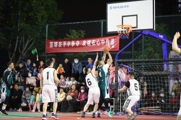 上针对列维