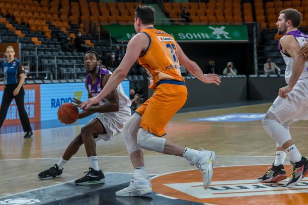 使他在遇到 使他在遇到