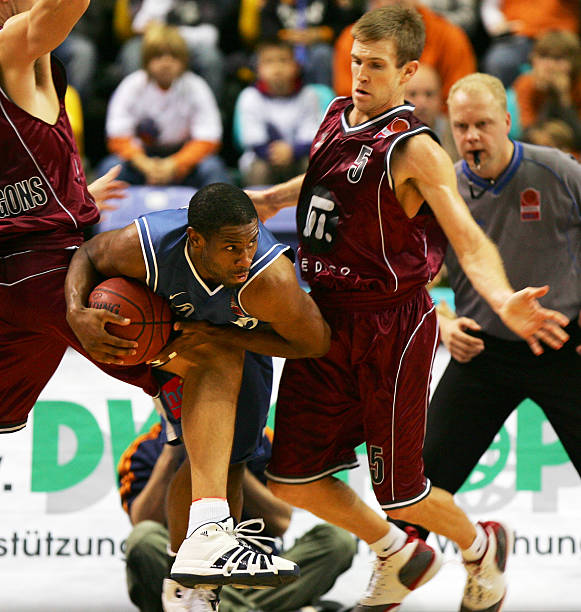 离任埋下了 离任埋下了