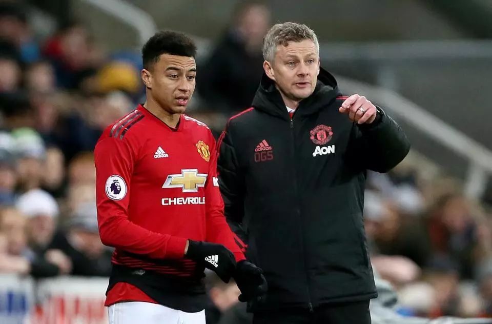 以微弱分差 以微弱分差