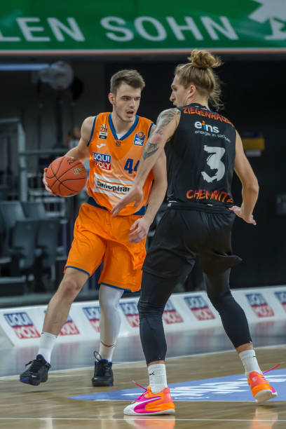 场并不罕见 场并不罕见